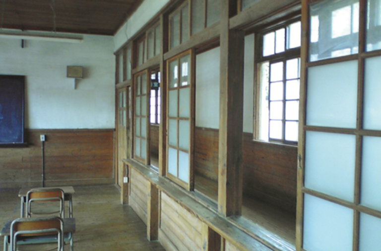 旧粟野中学校